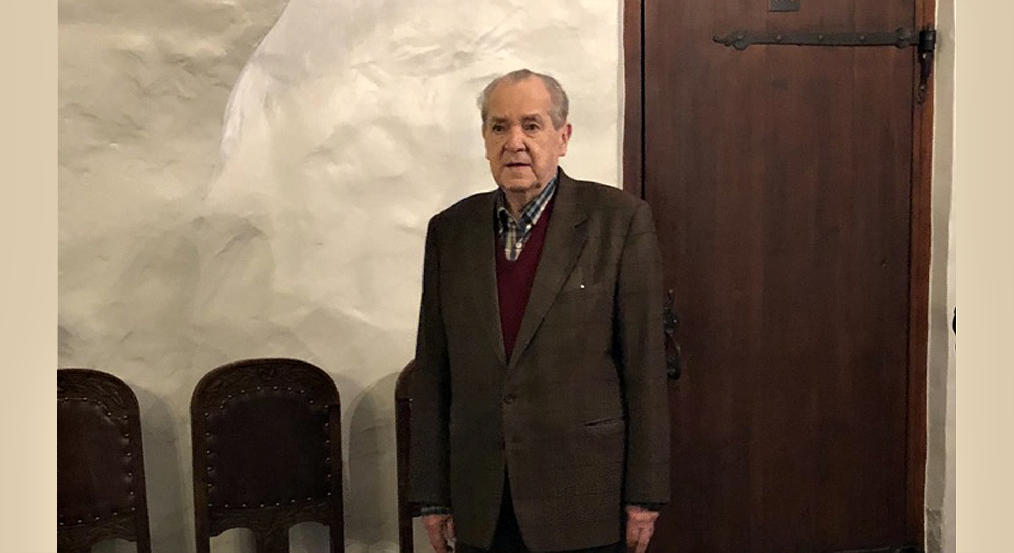 Hea huviline!   Oled südamest oodatud osa saama meditsiinidoktor ja emeriitprofessor Hubert Kahni raamatu „Teadus maailmast uut kuvandit loomas” esitlusest 28. 